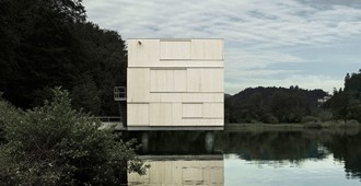 Switzerland: 'Lake Rotsee Refuge' - AFGH Architekten